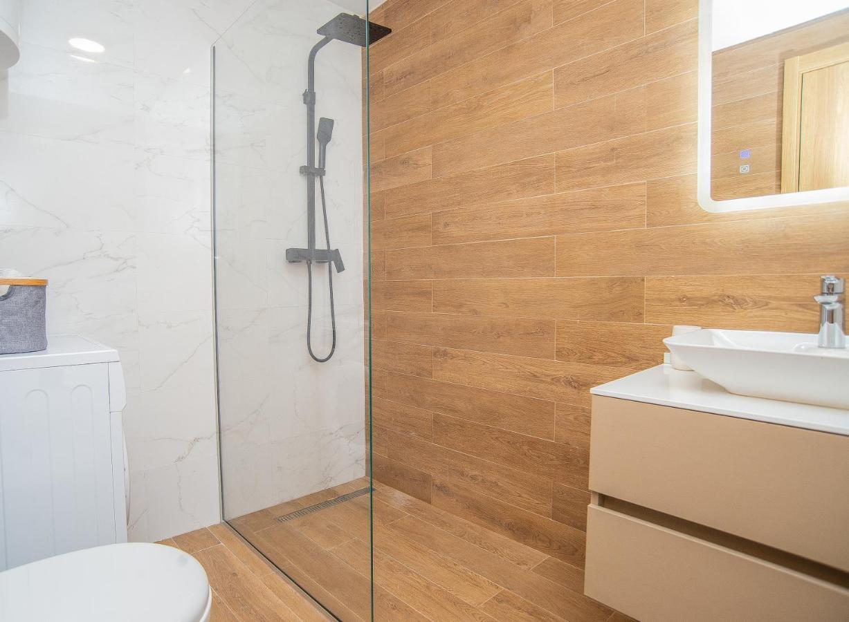 Stylish Two Bedroom Apartment At Ljubovic-Hill Park Podgorica Exteriér fotografie